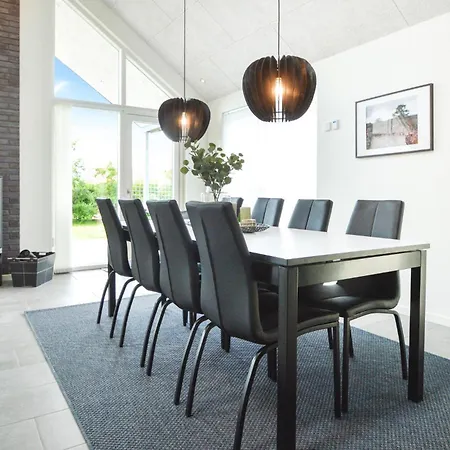 Holiday home Four-bedroom In Tarm