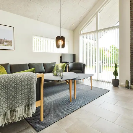 Beautiful Home In Tarm With Sauna * Tarm