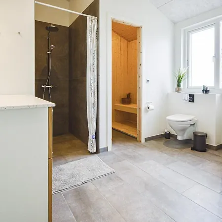 Beautiful Home In Tarm With Sauna Casa vacanze
