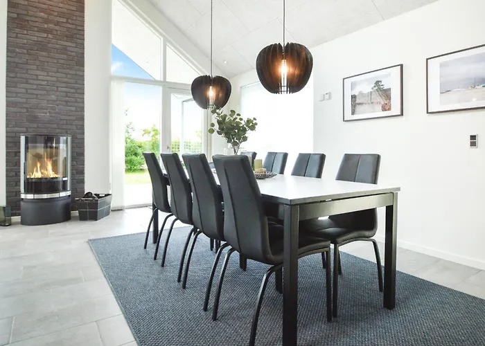 펜션 Four-bedroom In Tarm